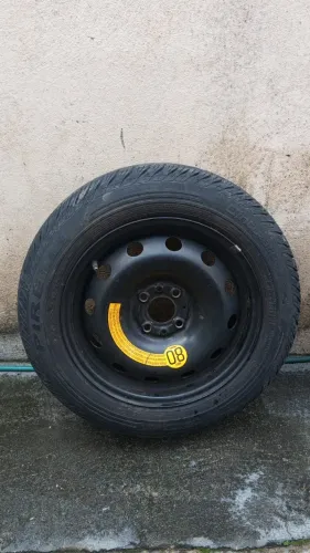 Pneu Pirelli 165/75R15 Cinturato P4
