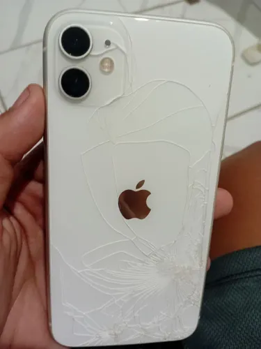 Iphone 11 bloqueado, para peças