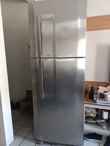 Vendo Geladeira Duplex Electrolux Dc51x