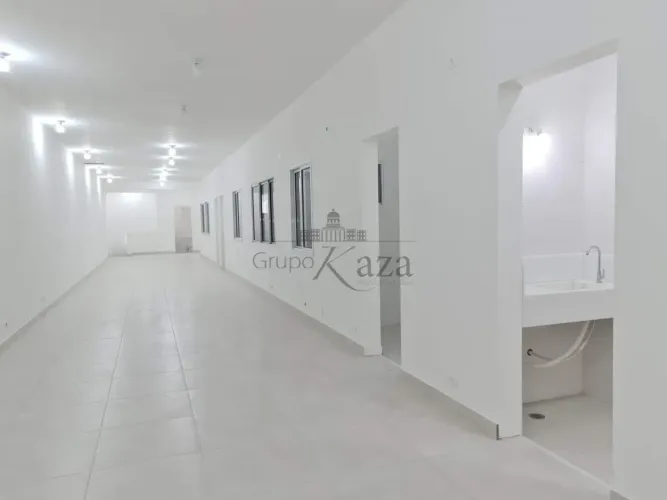 Casa Comercial - Brooklin - 200m².