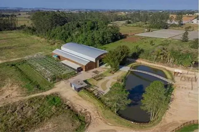 PAVILHÃO - ESPAÇO DE FESTAS - ARENA - INVESTIMENTO EM IÇARA-2500  - Içara - SC