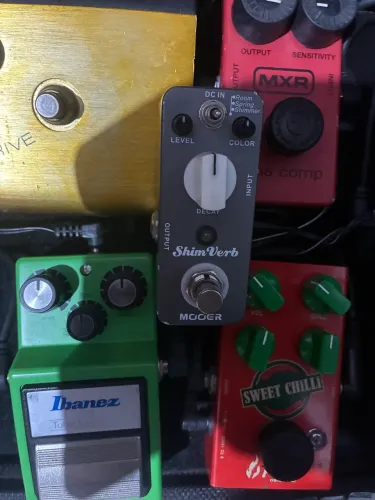 Pedal de Reverb Mooer Shimverb