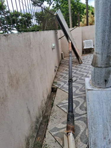 Placa de ferro 198 X 98 com tubo de ferro 3,5 metros
