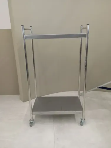 Carrinho de Aço Inox. 
