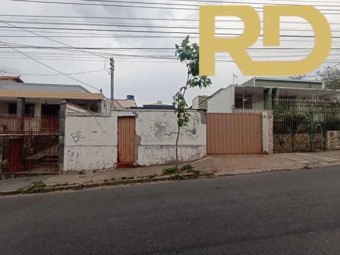 Lote vago no Esplanada