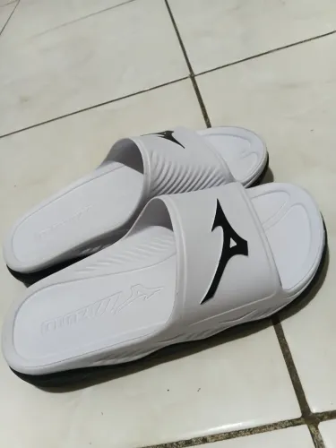 Chinelo Mizuno ORIGINAL