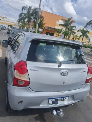Toyota Etios XS 1.3 Flex 16V 5P Mec. 2013