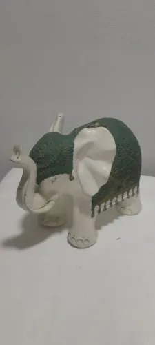 Elefante Branco em Gesso