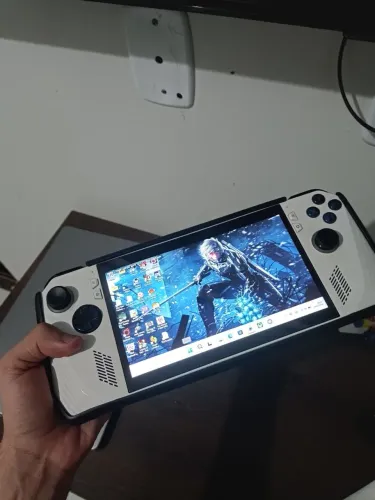 ROG ALLY Z1 EXTREME 1TB (troco por Nintendo switch 2)