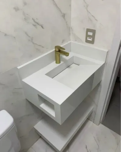 Lavatório em porcelanato esculpido