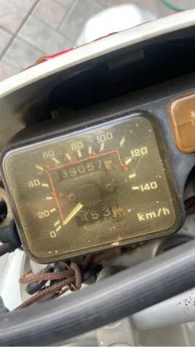 XR200R. Ano 2002. Com 39.999. Km originais