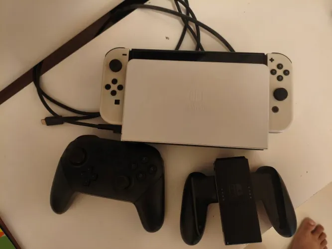 Nitendo Switch OLED Desbloqueado