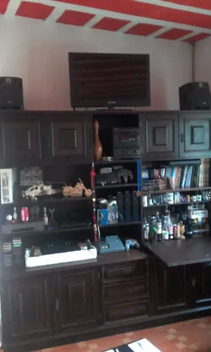 Jogo de Sala Antigo Madeira Estante Mesa de Centro Mais Duas Mesas de Canto