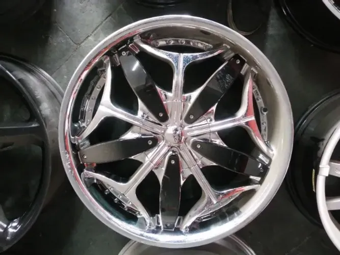 Jogo de rodas d vinci ragno 19x8 et45 cromo preto