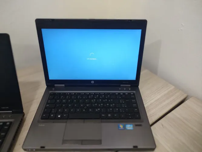 Notebook HP Pavilion <br>Processador i5<br>R$990,00 cada