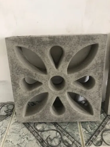 Painel Decorativo em Concreto para Parede - cobogó Flor 39x39cm