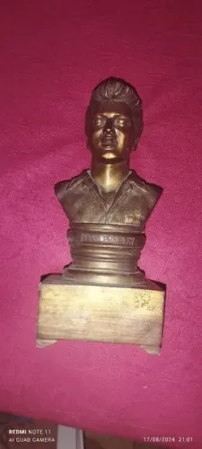Elvis Presley classic bust musical.