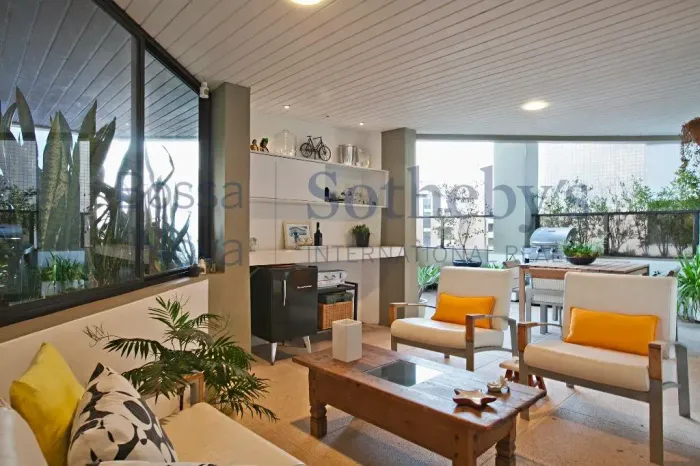 Apartamento em condomínio cobiçado