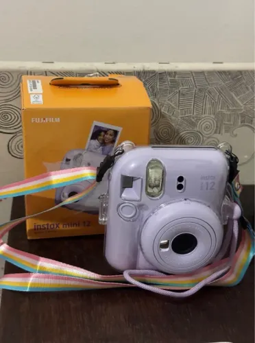 CAMERA INSTAX MINI 12 LILAS CANDY + CASE 