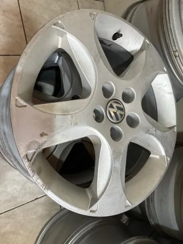 Roda VW Golf aro 16 original unidade avulsa