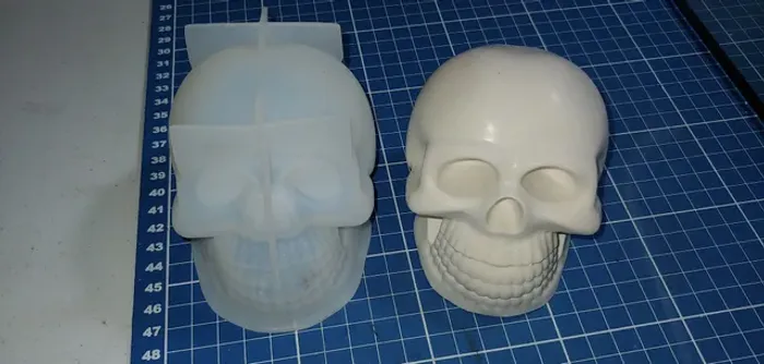 Forma de silicone formato crânio caveira 