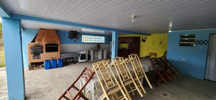 Chácara c/ 4500 m² no bairro cercado em Araçoiaba da Serra. Troca por casa em Sorocaba.   