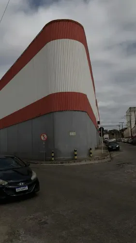 Galpão com 3.500m² de área construída em Vitória da Conquista