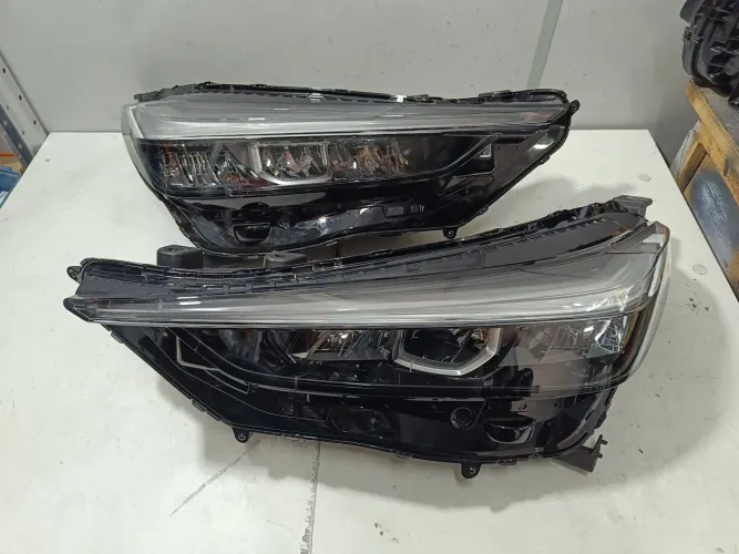 farol direito Honda hr-v original Full LED original 2022 a 2025
