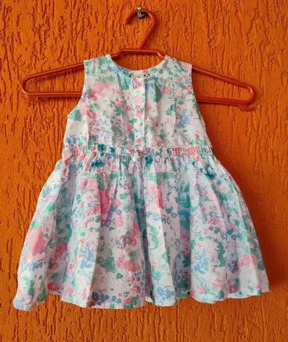 Vestido Infantil Floral Delicado