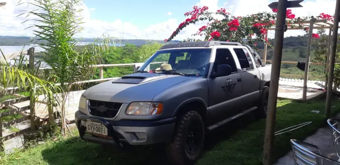 Chevrolet S10 Pick-up Std. 2.2 MPFI CD 2000