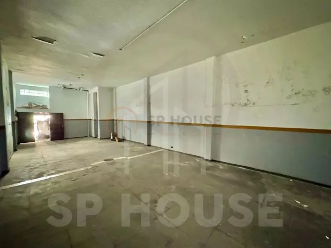 Prédio a venda, 2 salões, 2 vagas, 133m², Vila da Saúde