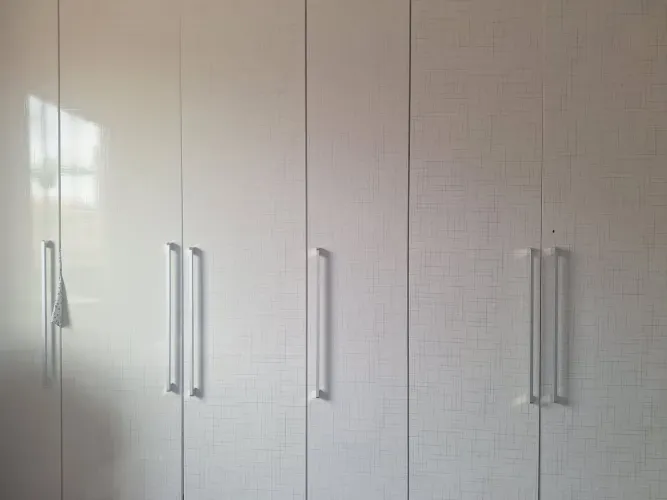 Guarda roupas 7 portas