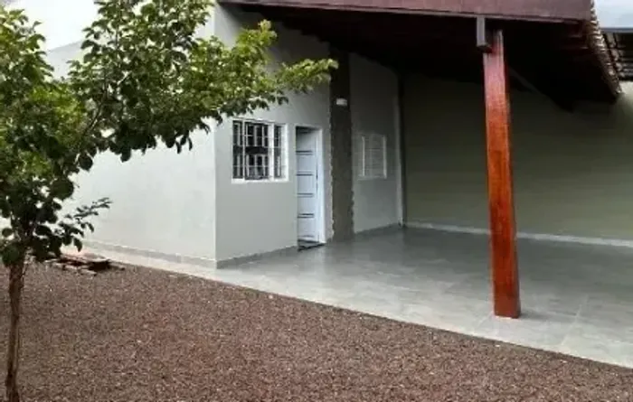 CASA USADA RECUADA  HENRIQUE JORGE