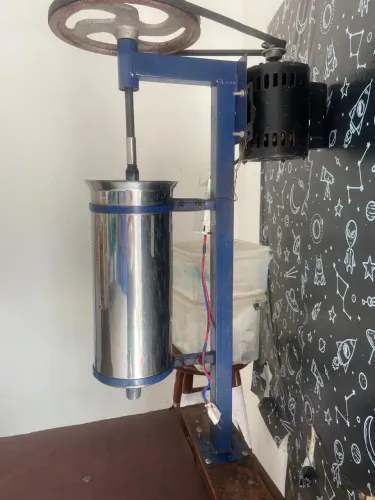 Máquina de bater açaí 