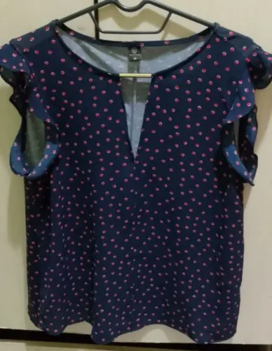 Blusa Feminina Azul com Bolinhas Rosas Nova!