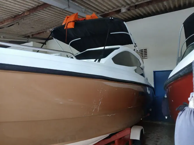 Phoenix 24 c motor 200 hp