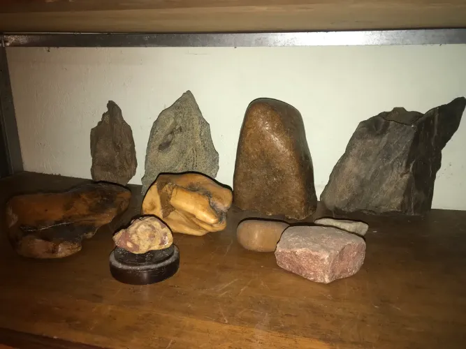 Coleção de pedras variadas 