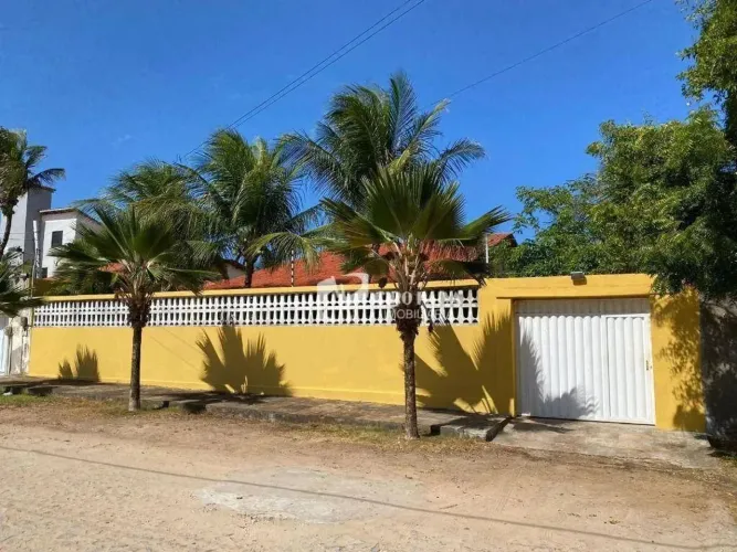 Casa com 3 dormitórios à venda, 300 m² por R$ 650.000 - Açude - Caucaia/CE