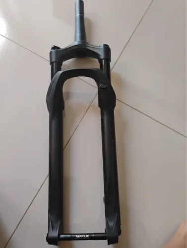 Suspensão rock shock judy gold boost