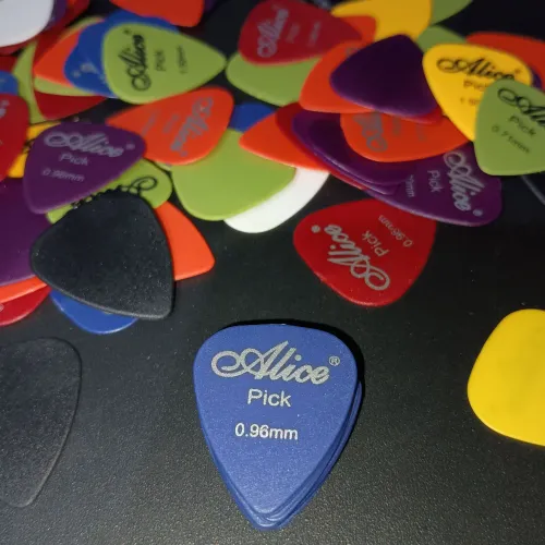 10 Palhetas R$50,00