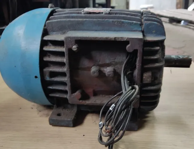 Motor Elétrico Industrial Weg 7.5 Cv