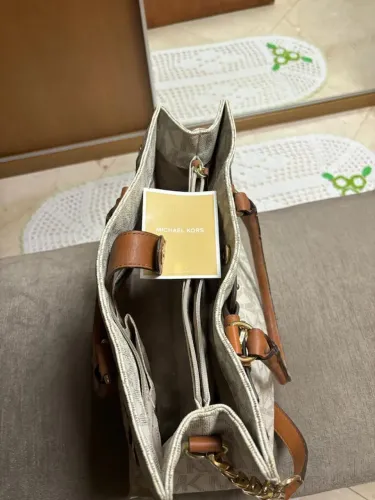 Bolsa Michael Kors - novíssima 