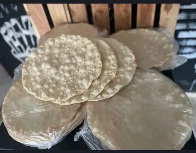 Massas de pizzas pré assadas