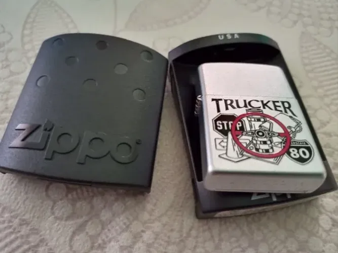 Isqueiro Zippo Trucker a fluido Colecionador oferta aproveite otimo para presente