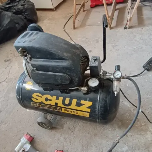 Compressor 50 litros semi novo