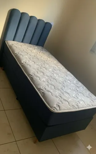 Cabeceira e box solteiro