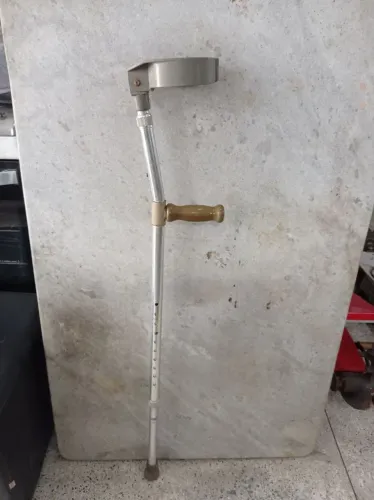 Muleta canadense/antebraço 
