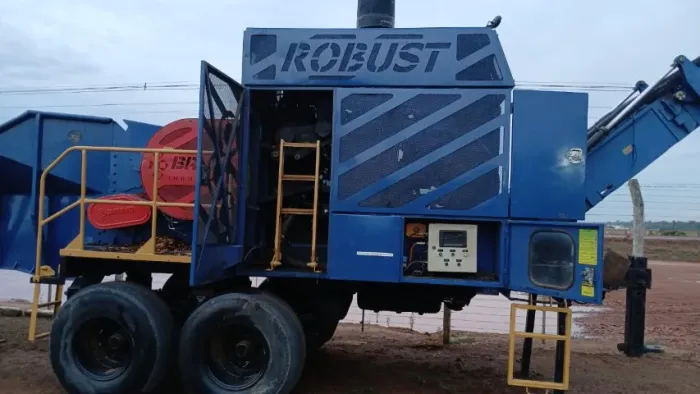 Picador Florestal Robust 2015