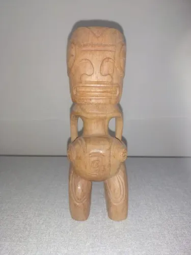escultura polinésia Tiki