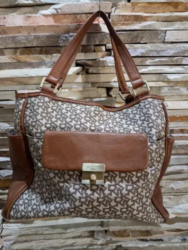 Bolsa DKY